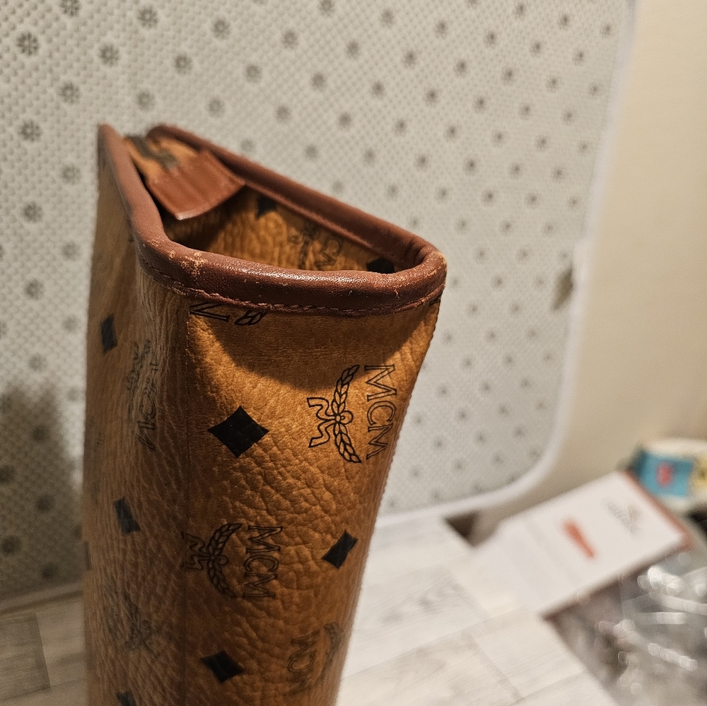 MCM Brown Leather Clutch Bag - Picture 7 of 15